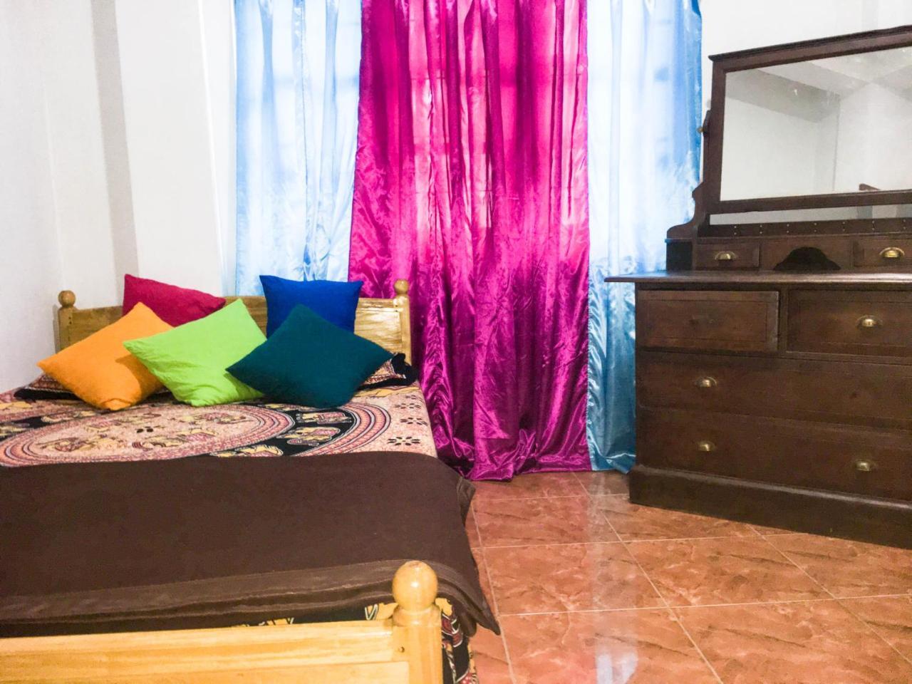 Unique View كاندي المظهر الخارجي الصورة